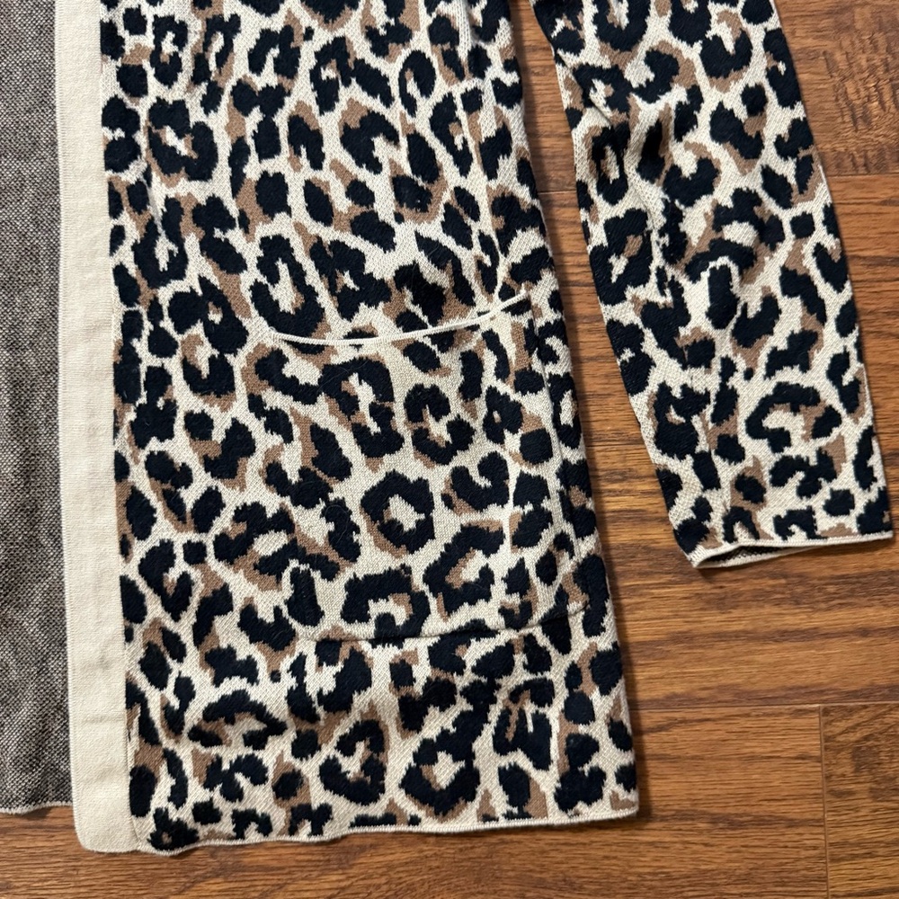 J. Crew Factory Leopard Print Open Front Cotton Cardigan Sweater Size Medium - Picture 4 of 6